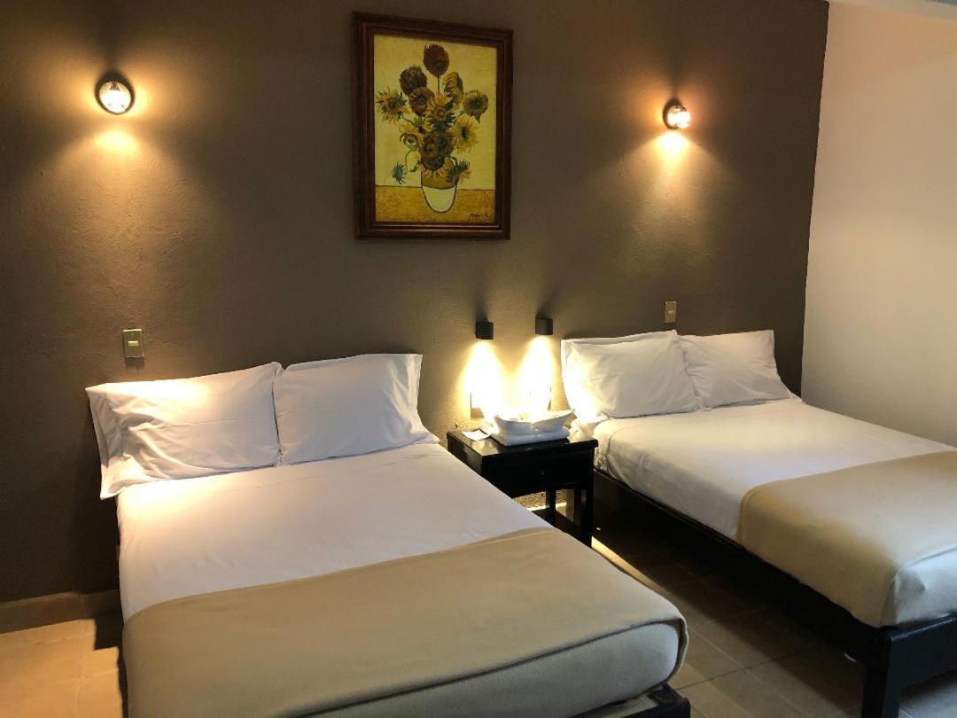 Hostel Inn Сан-Міґель-де-Альєнде Екстер'єр фото
